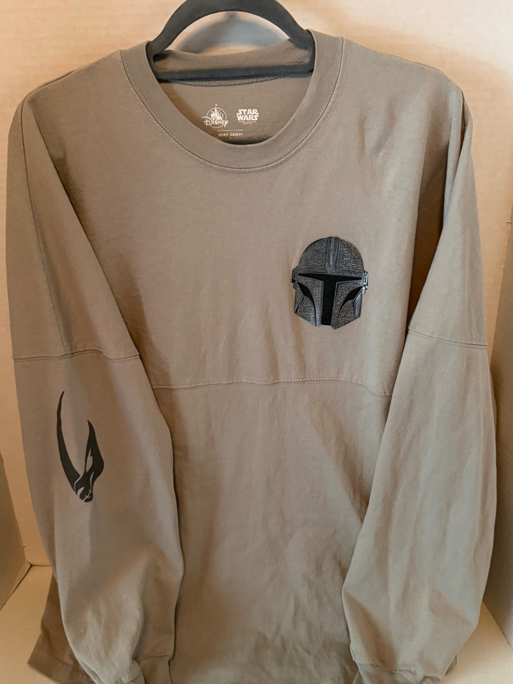 Disney Star Wars Mandalorian Helmet Crewneck - Grey